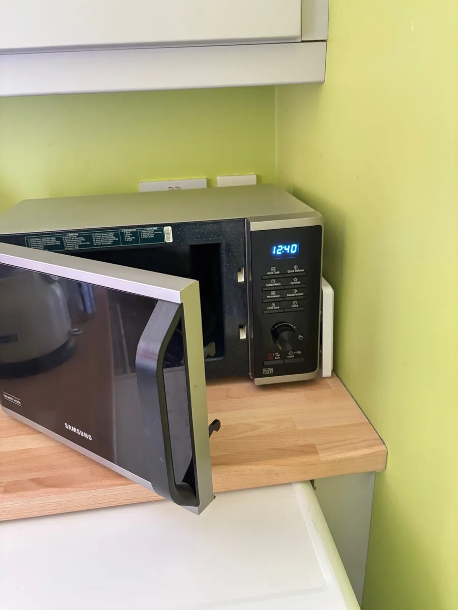 Microwave - Image 3
