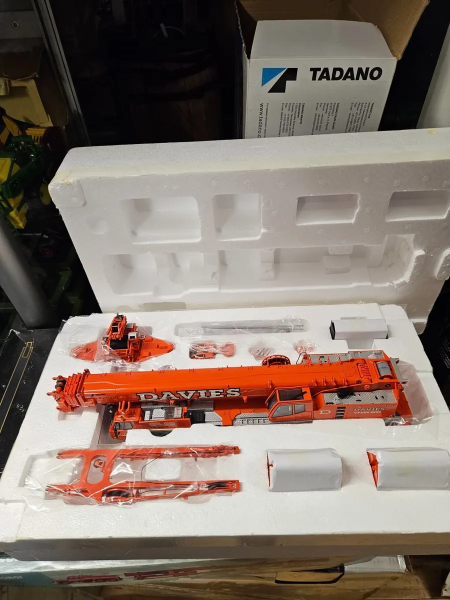 Corgi WSI Davies Crane Hire 1.50 - Image 1