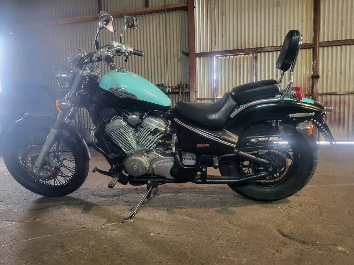 HONDA SHADOW  V2 CUSTOM - Image 3