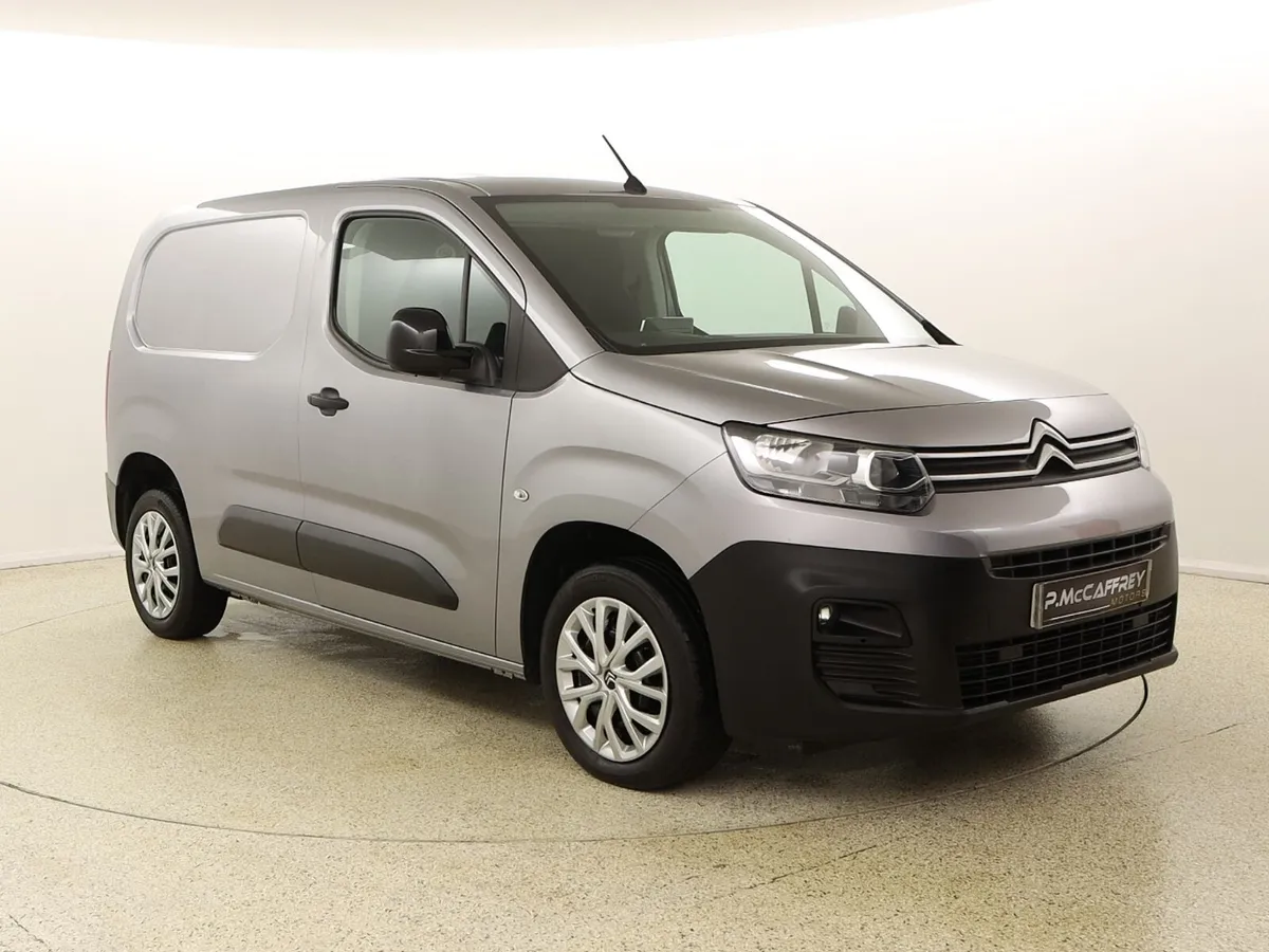 2023 Citroen Berlingo 1.5 HDI Enterprise 3 seater - Image 1