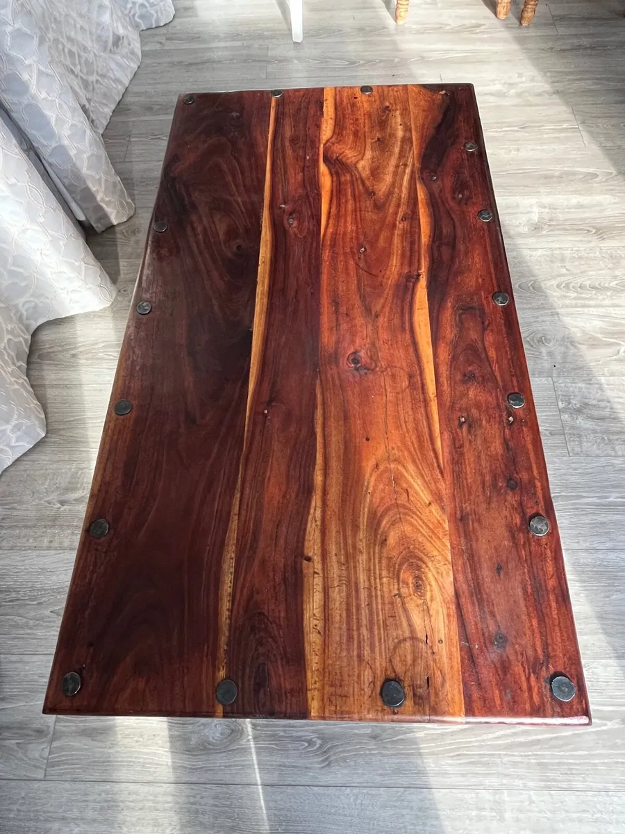 Coffee Table Free - Image 3