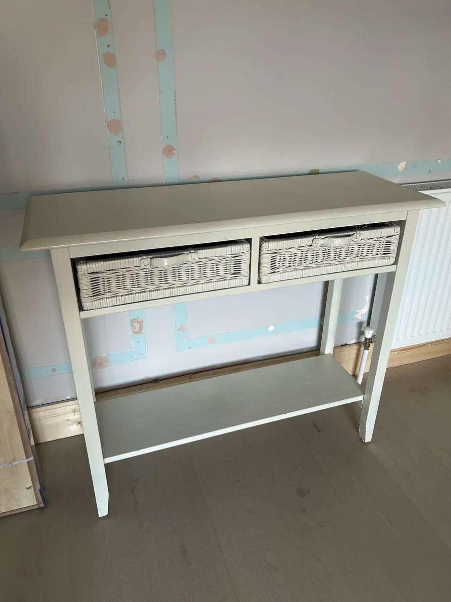 Console Table - Free! *Pending Collection* - Image 1