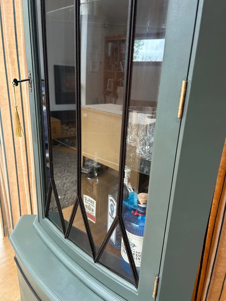 Corner unit/ drinks cabinet - Image 4