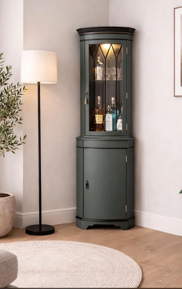 Corner unit/ drinks cabinet - Image 1