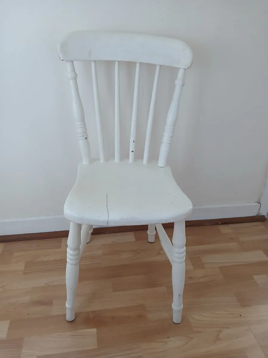 3 old style kitchen chairs - Image 2