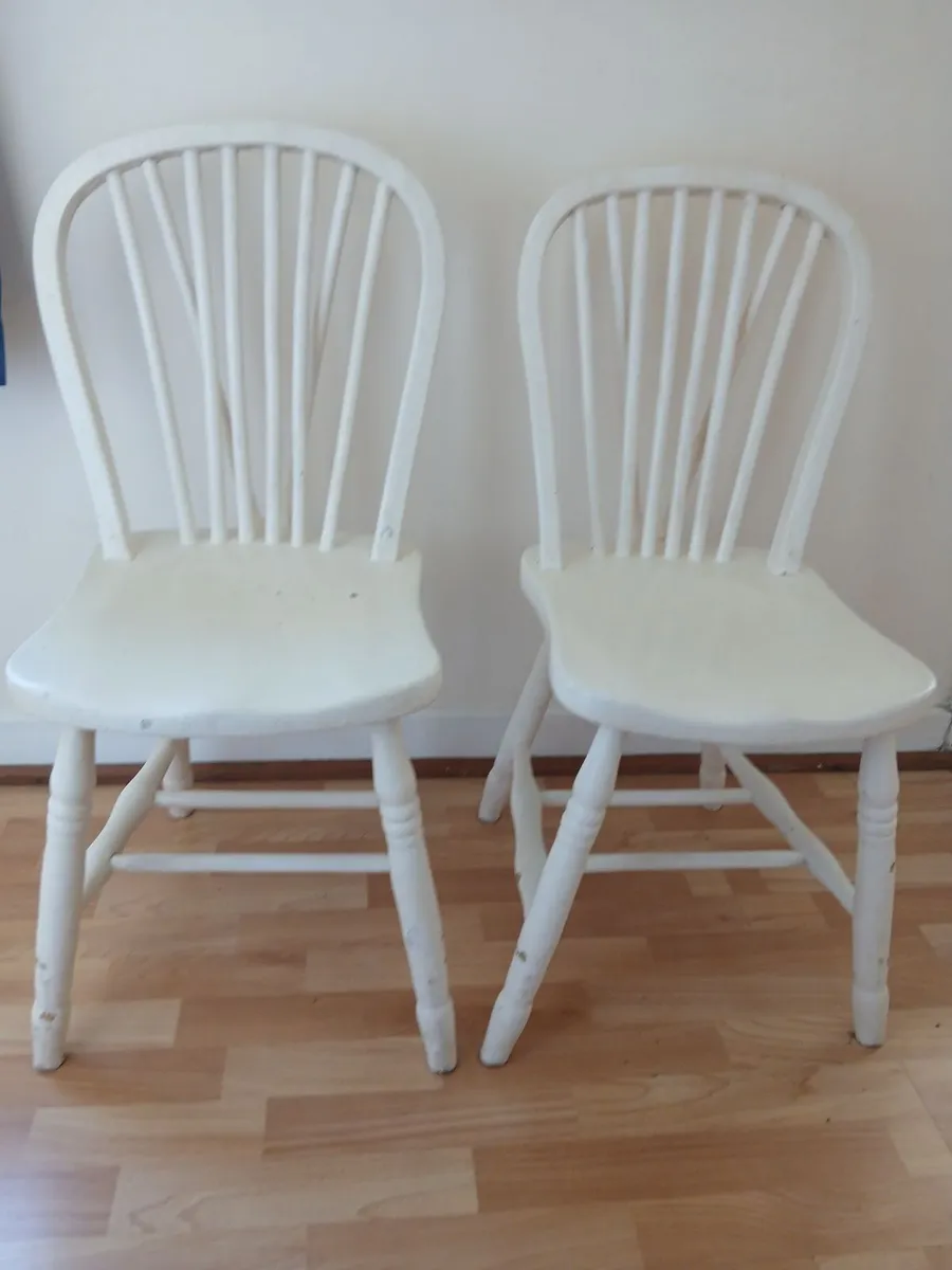 3 old style kitchen chairs - Image 1