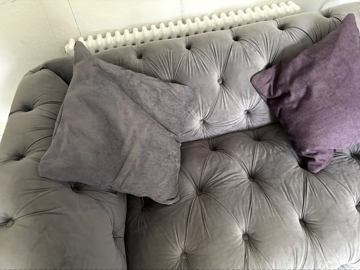 Sofa, 2 seater and 3 seater - Image 4