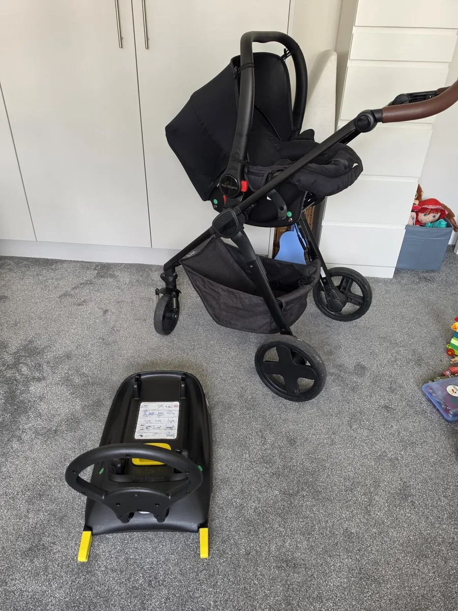 Venti 2in1 pram/car seat - Image 1