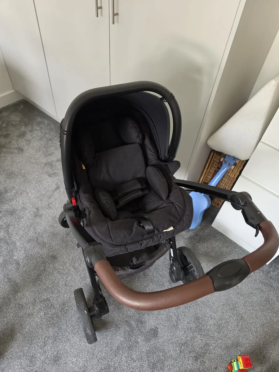 Venti 2in1 pram/car seat - Image 4