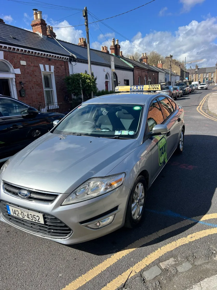 Taxi to rent - Image 2