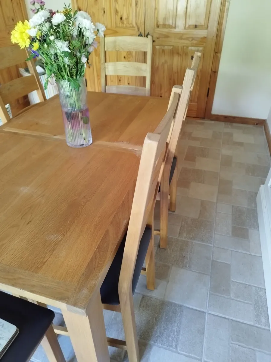 Kitchen Table & Chairs - Image 3