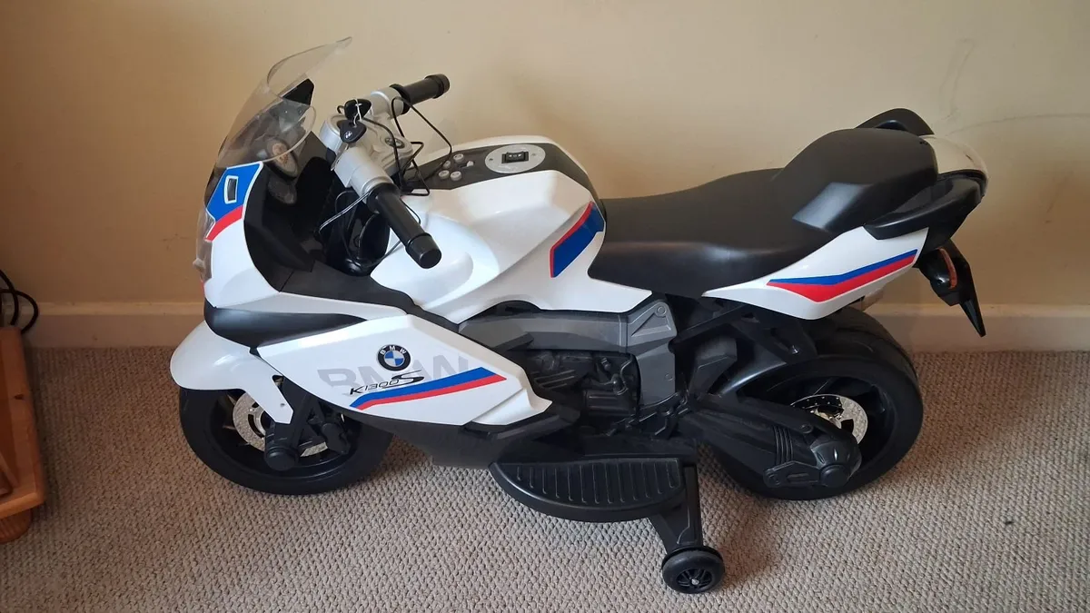 Bmw kids motorbike - Image 2