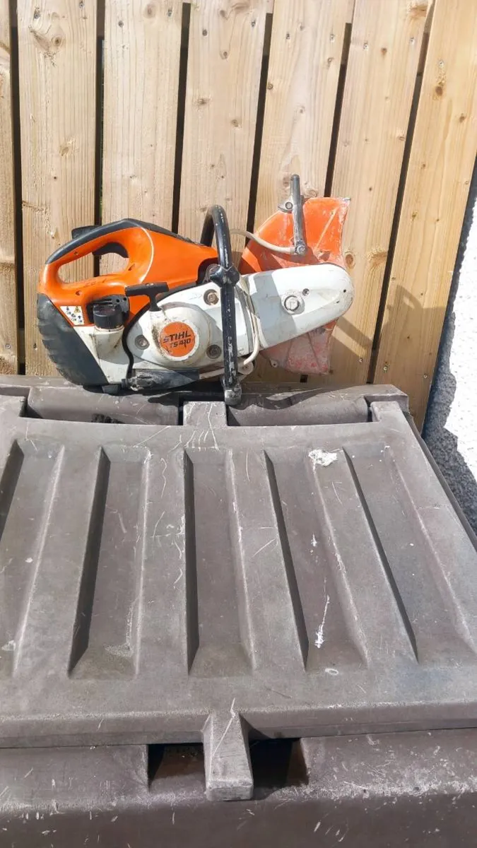 Stihl ts410  saw - Image 2