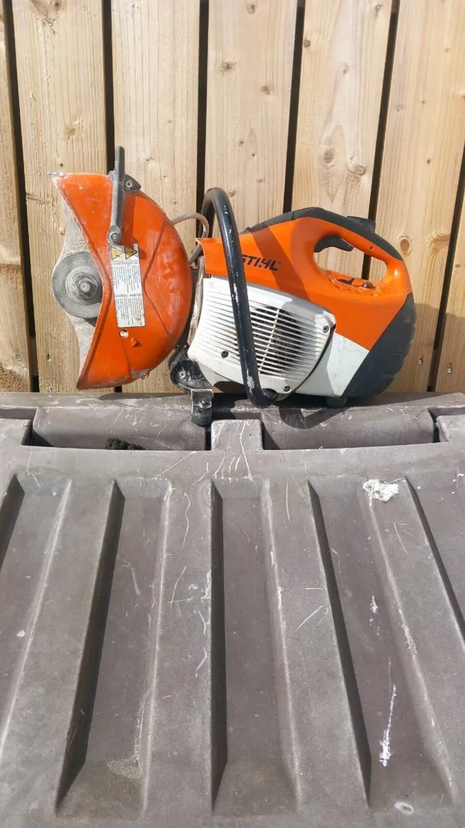 Stihl ts410  saw - Image 1