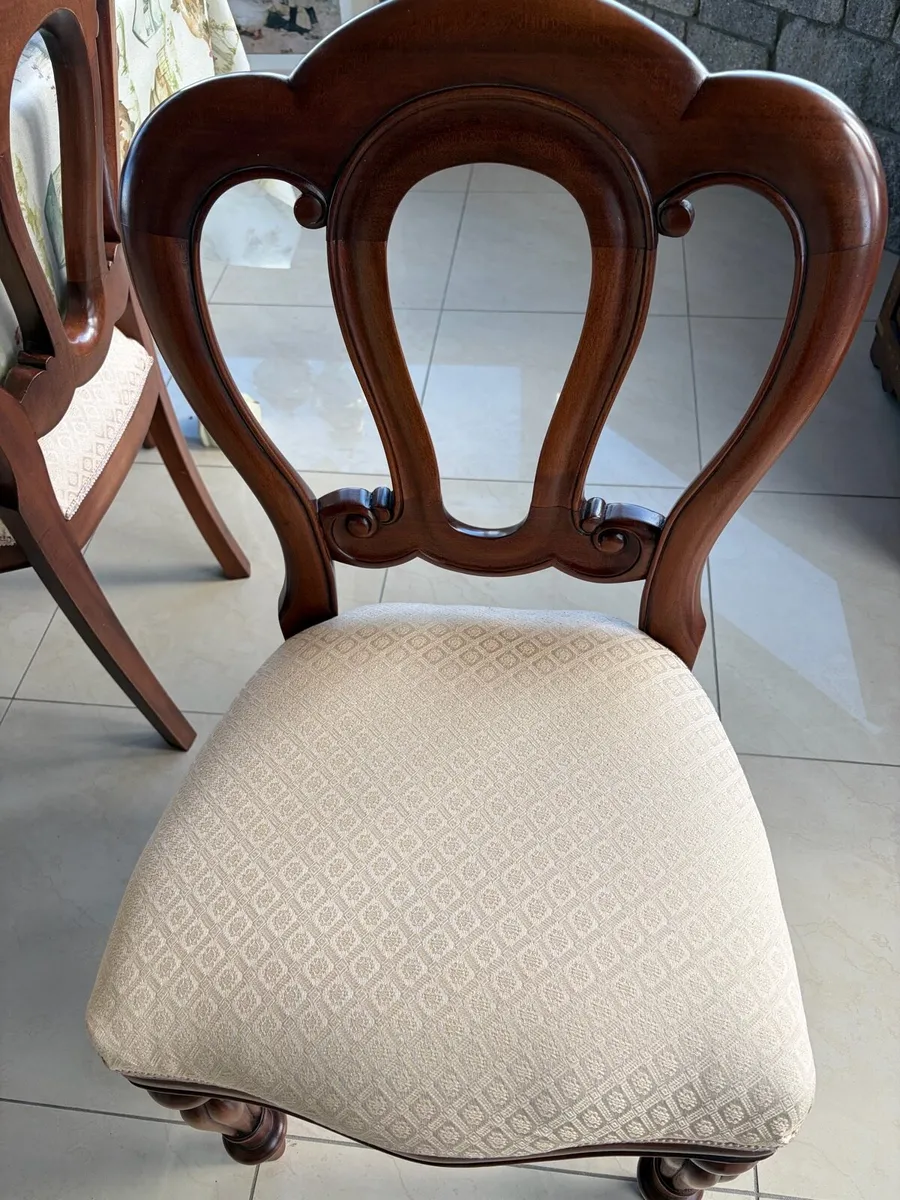Dining chairs - Image 2