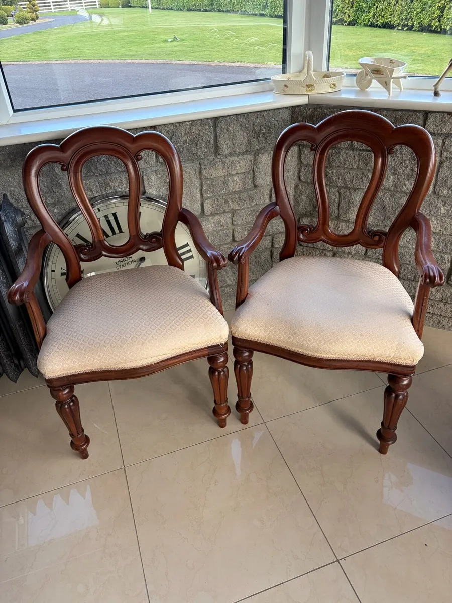 Dining chairs - Image 4