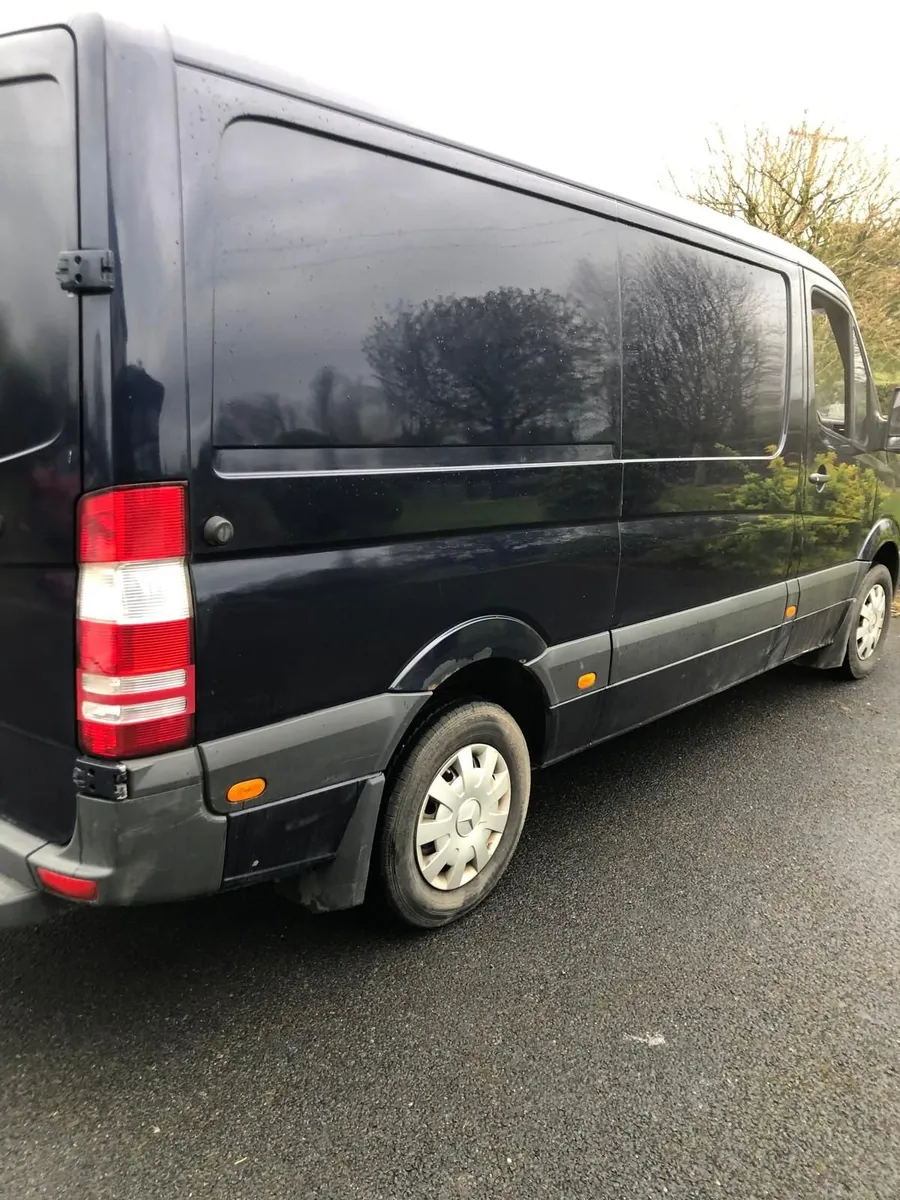 Mercedes-Benz Sprinter 2018 - Image 2
