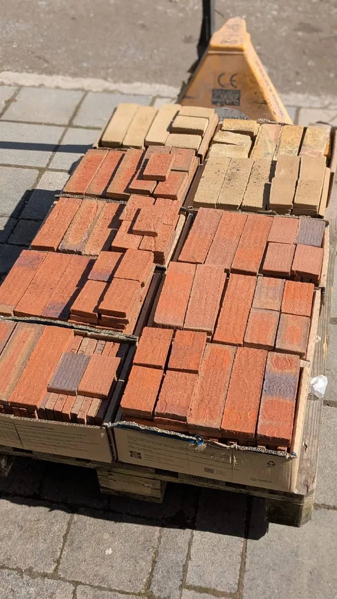 Clay brick tiles- slips - cladding for wall. - Image 1
