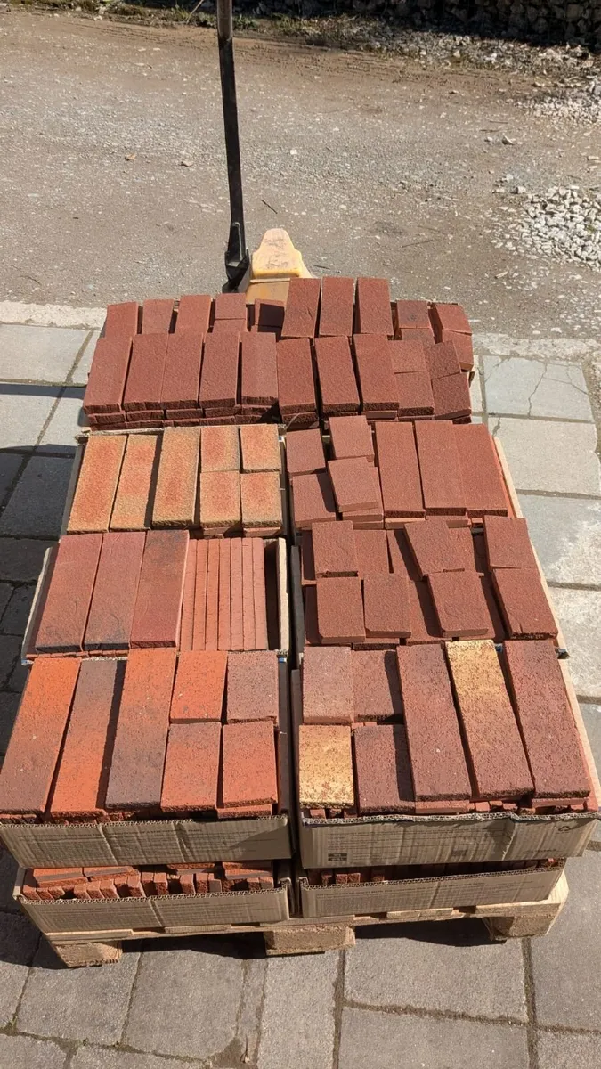 Clay brick tiles- slips - cladding for wall. - Image 3