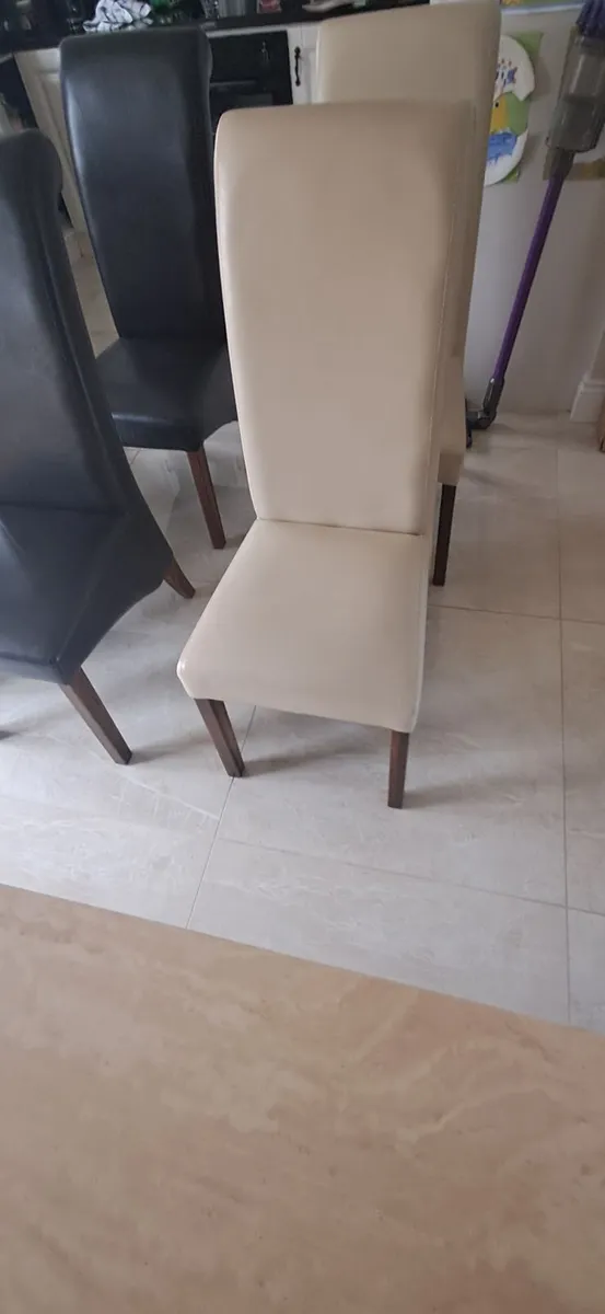 Dinning room chairs - Image 4