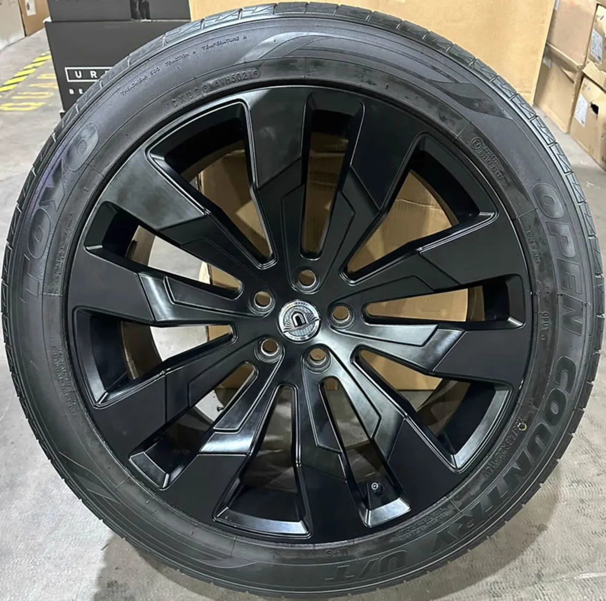 22" GENUINE URBAN WX1 For LAND ROVER DEFENDER - Image 2