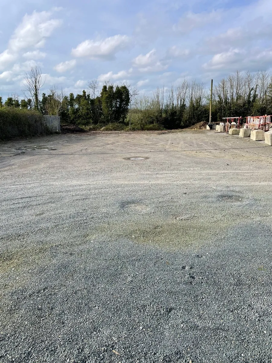 Commercial Yard - Image 3