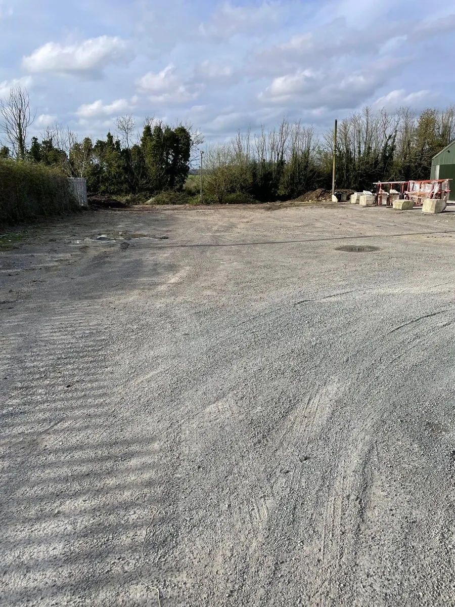 Commercial Yard - Image 2