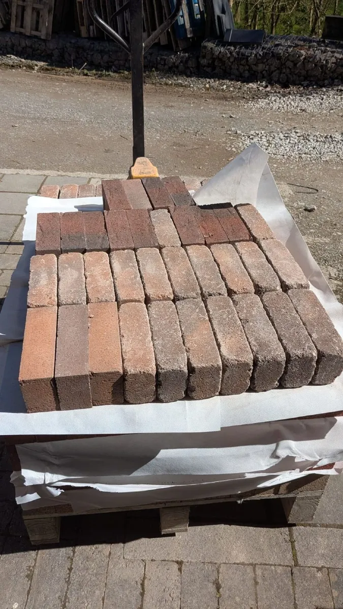 Concrete bricks - Image 1