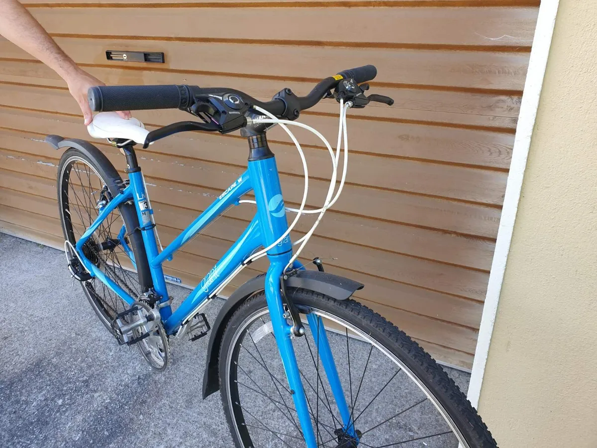 Ladies bicycle - Image 3