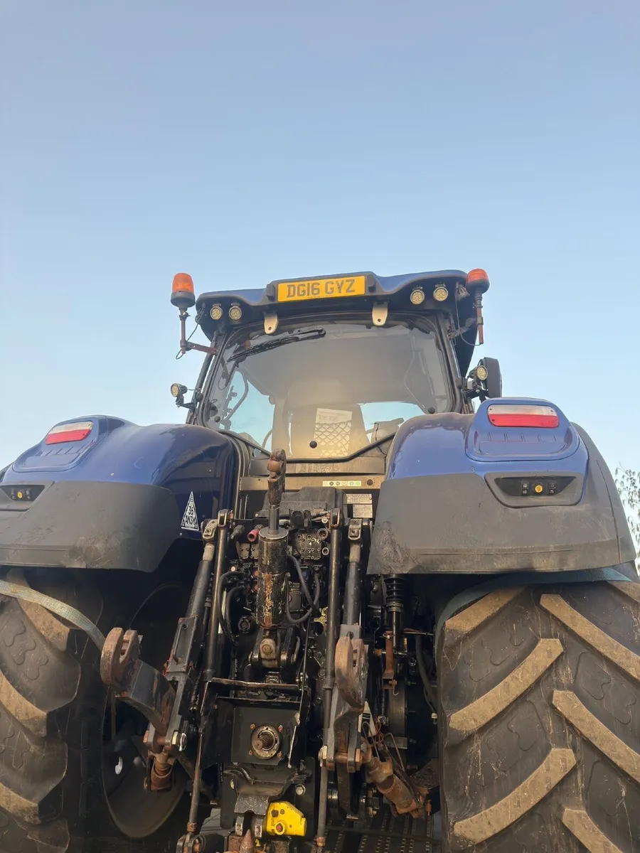 2016 New Holland T7.315 ***Front PTO*** - Image 2