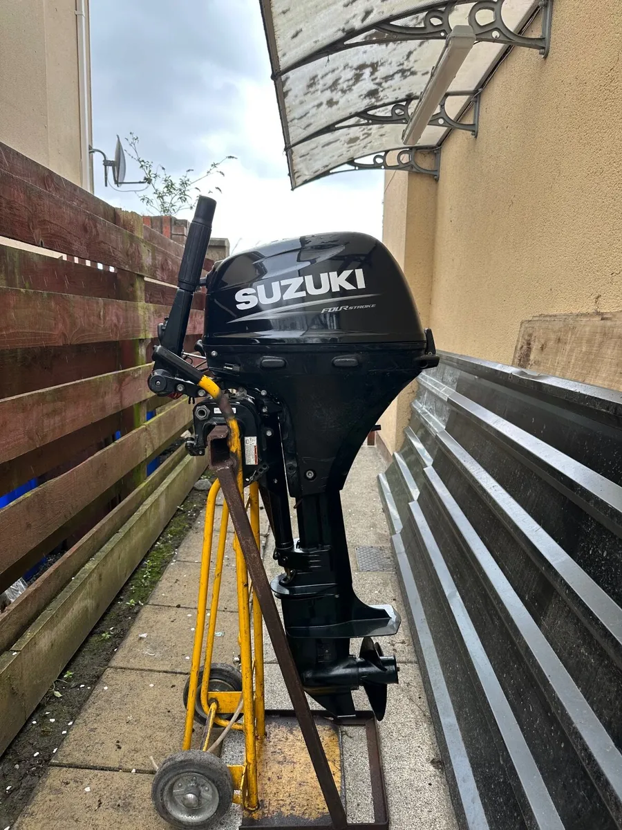 15hp Suzuki Outboard engine Long Shaft - Image 1