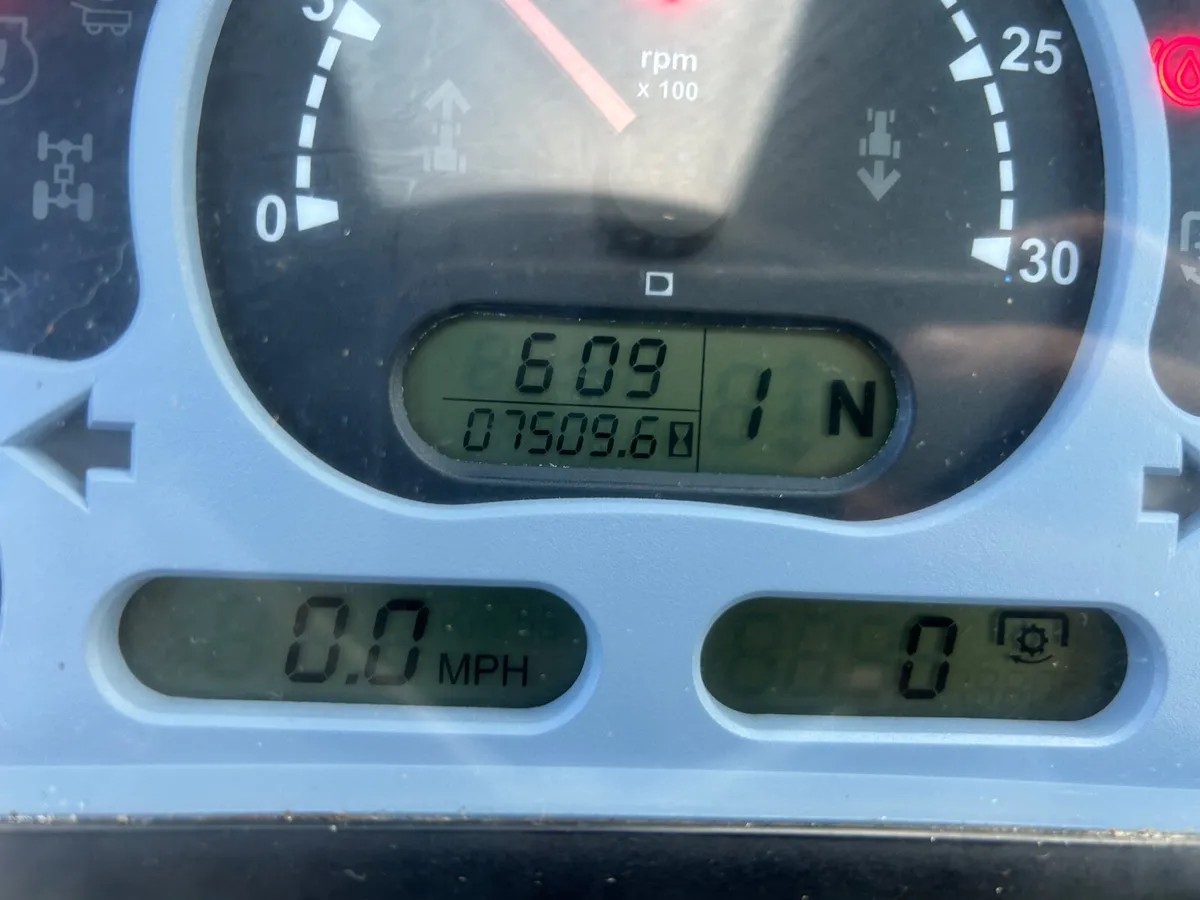 2012 Landini 5-110H with MX Loader - Image 2