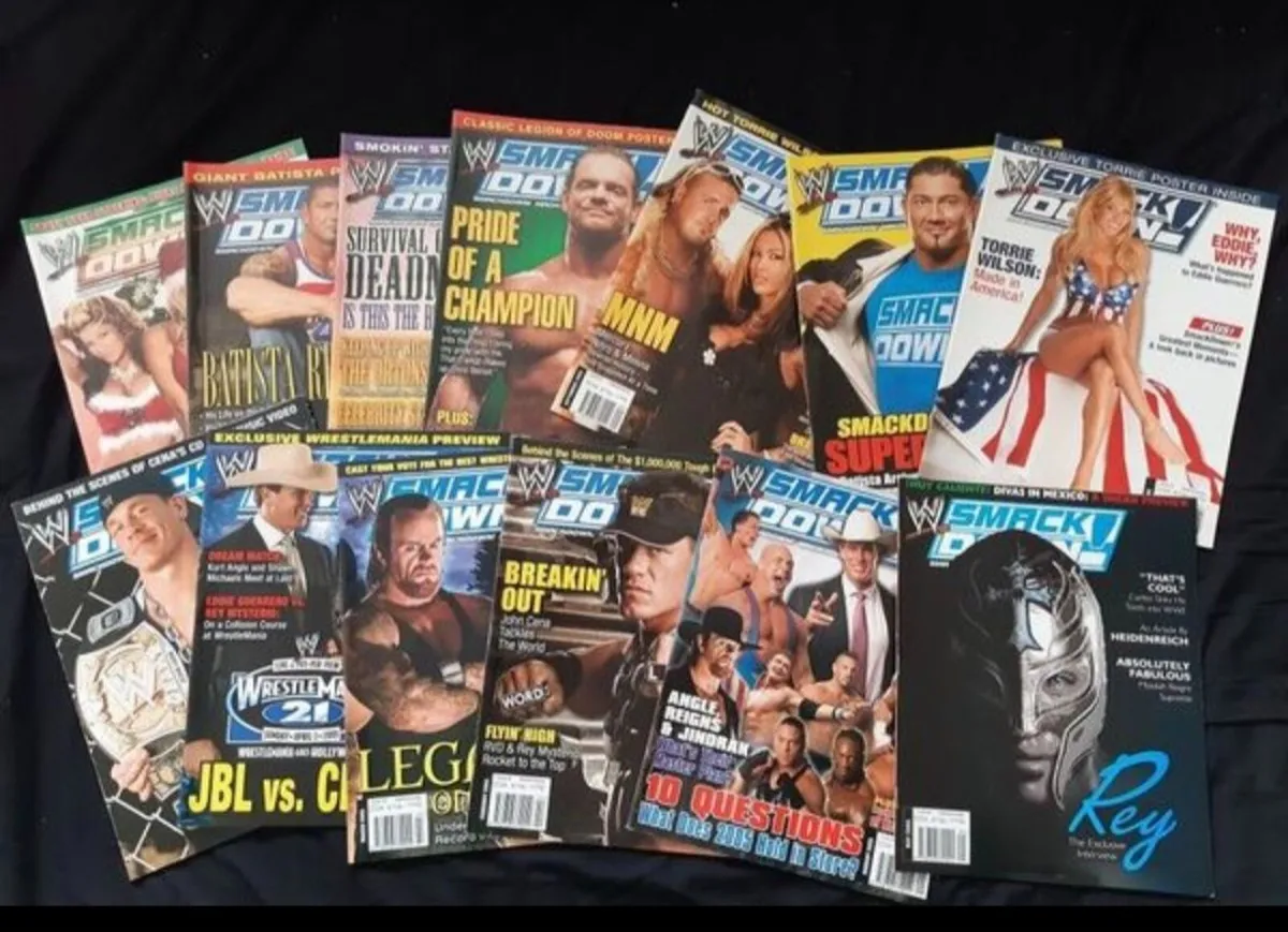 WWE SMACKDOWN MAGAZINES 2005 - Image 1