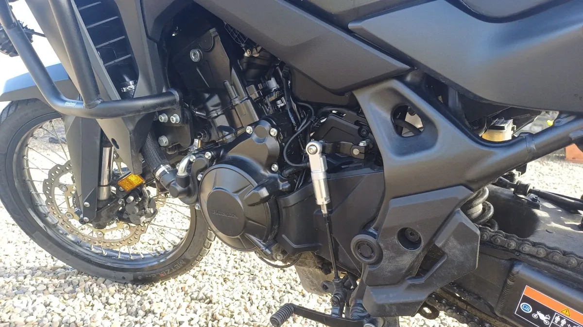 2024 Honda Transalp 750 - Image 4