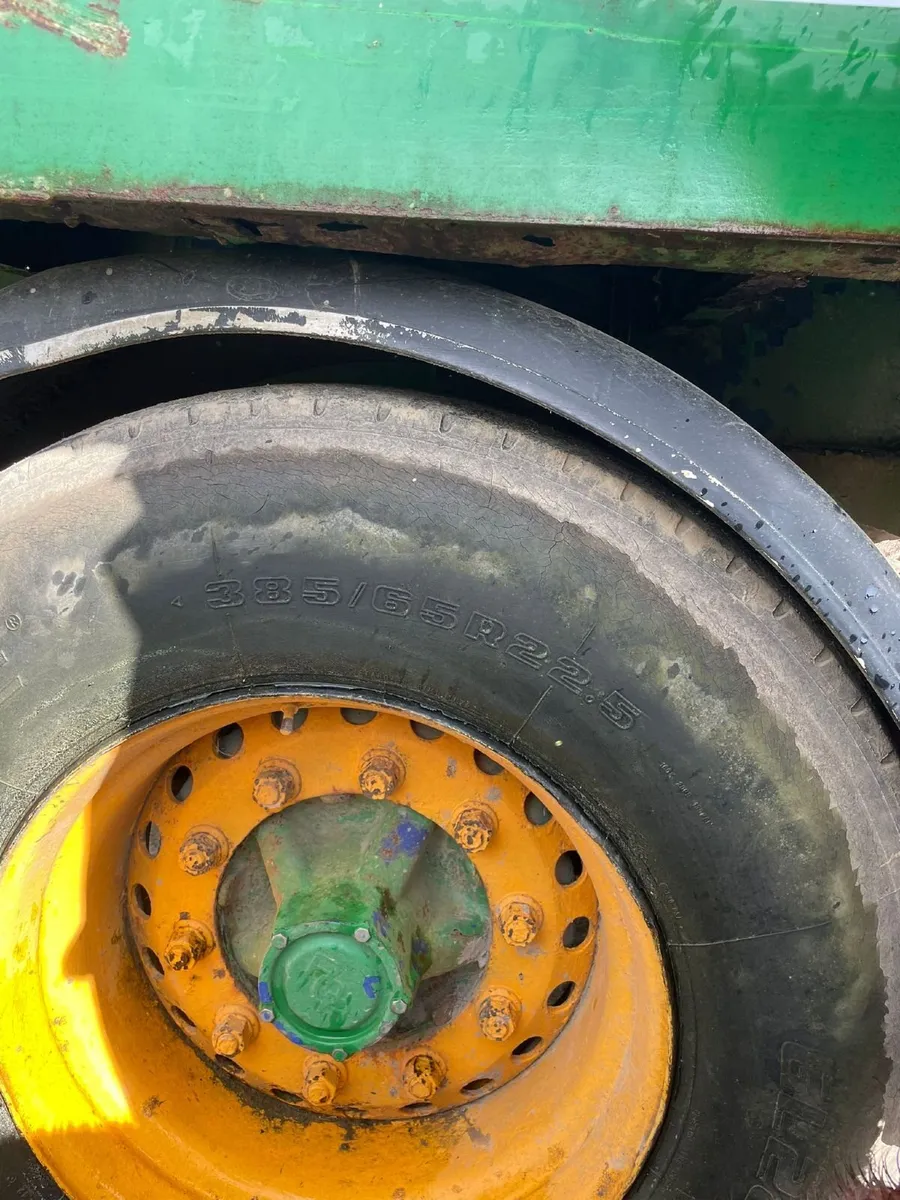 Bale trailer - Image 3