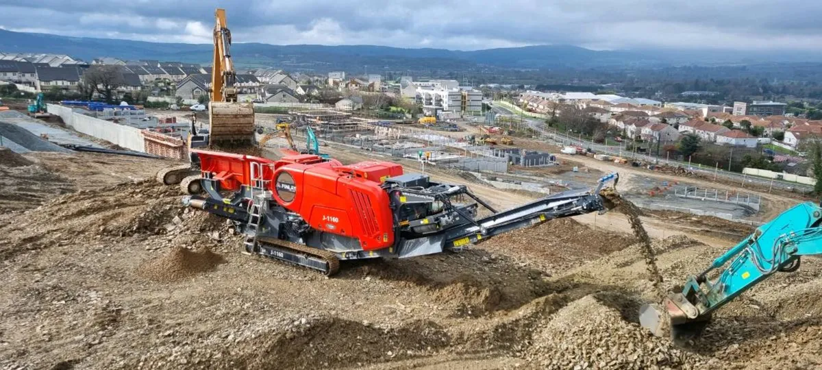 Crusher for hire - Image 1