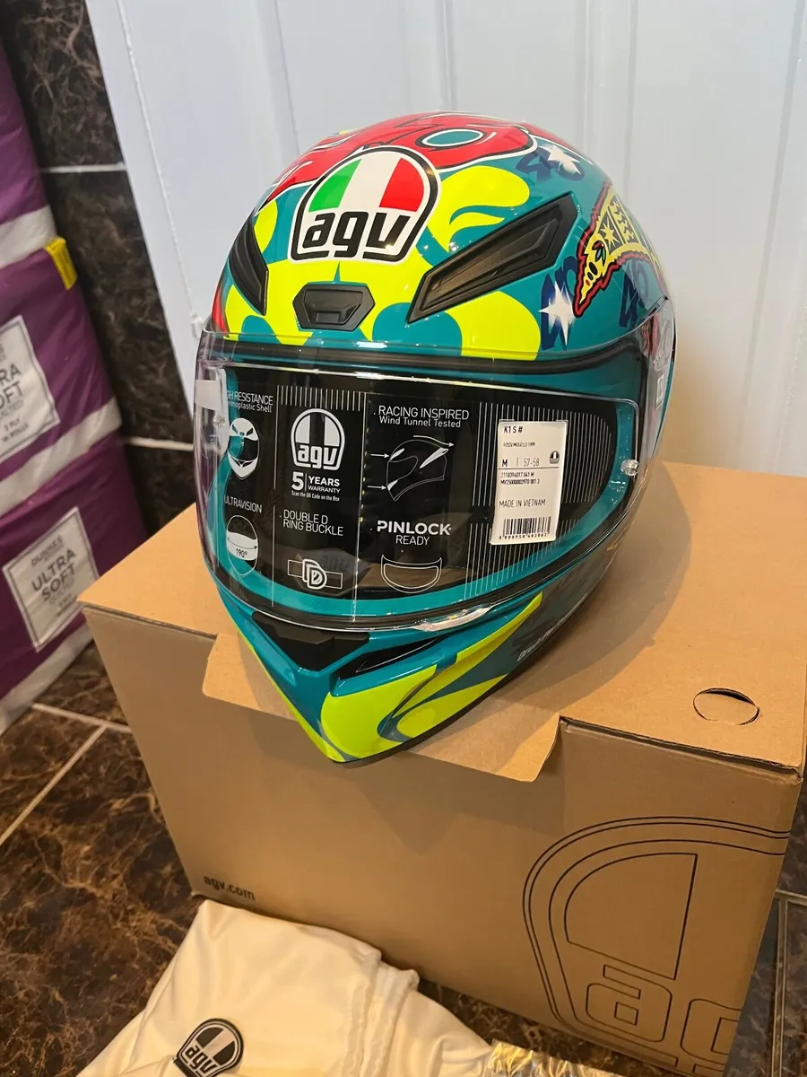Brand new agv ki Ross helmet - Image 2