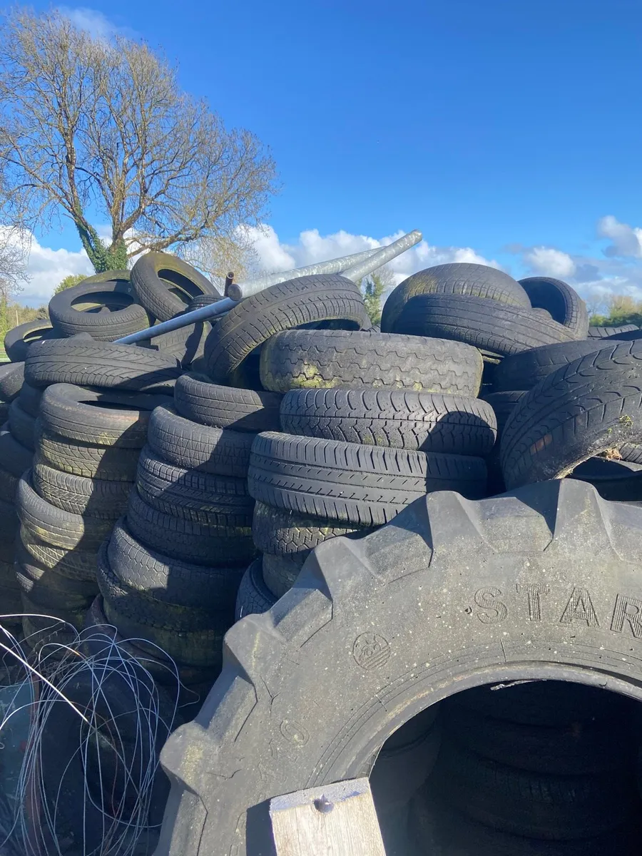 Tyres, pit covers free - Image 3