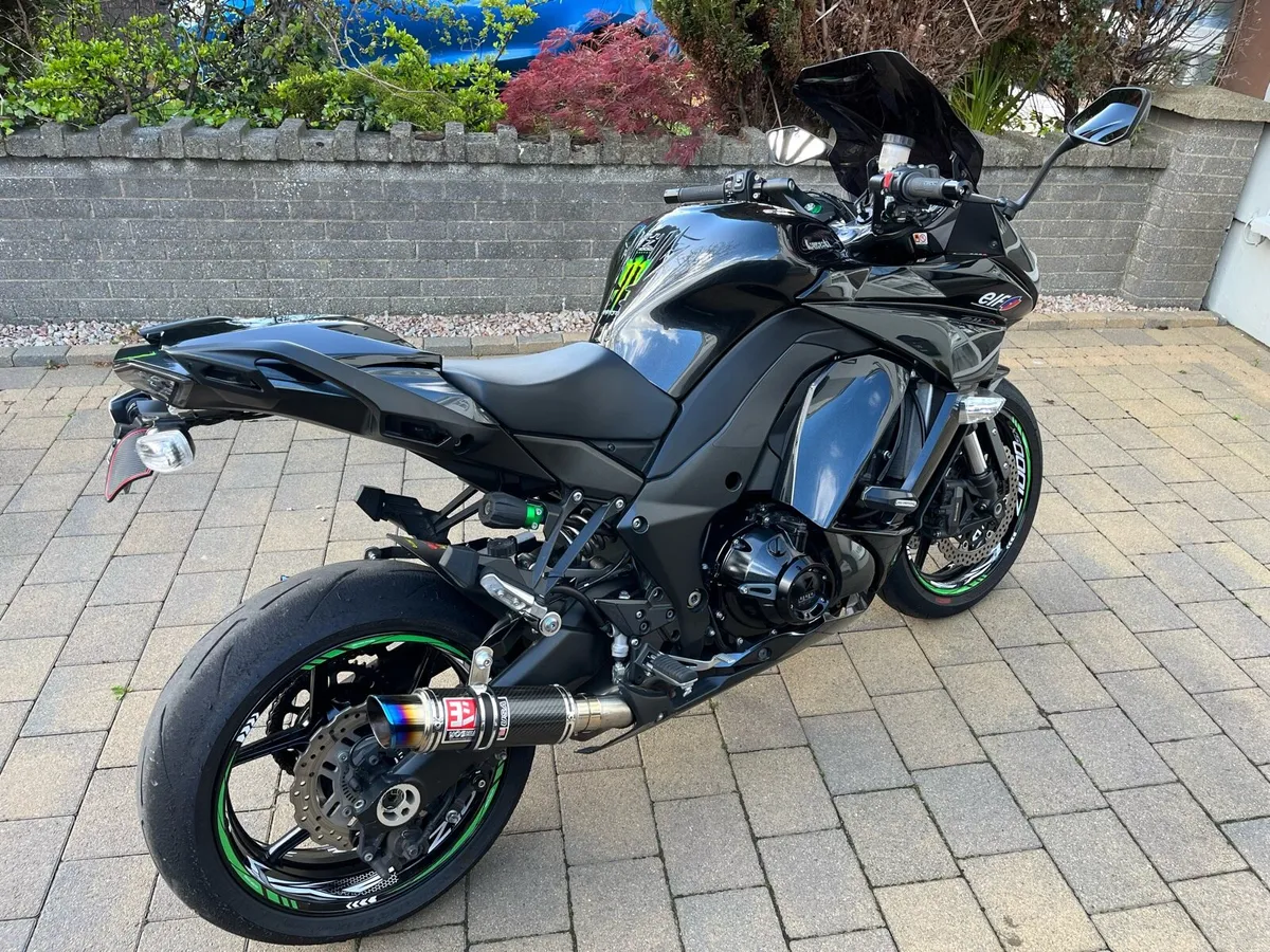 Kawasaki z1000sx - Image 1