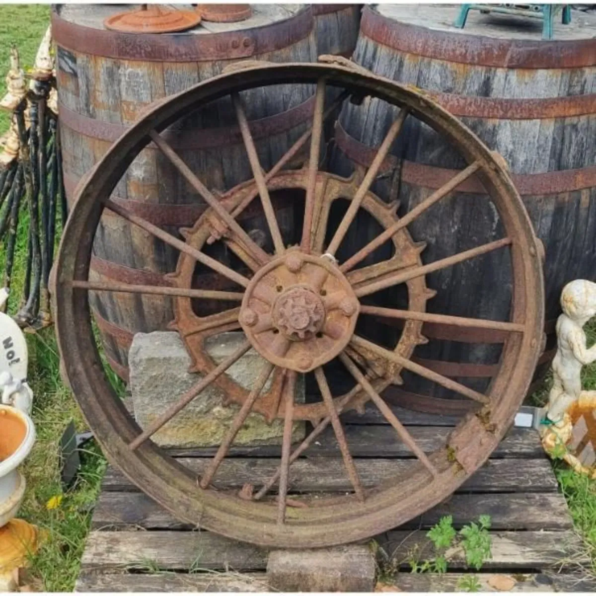 Large Heavy Cast Iron Wheel KAS1244 - Image 3