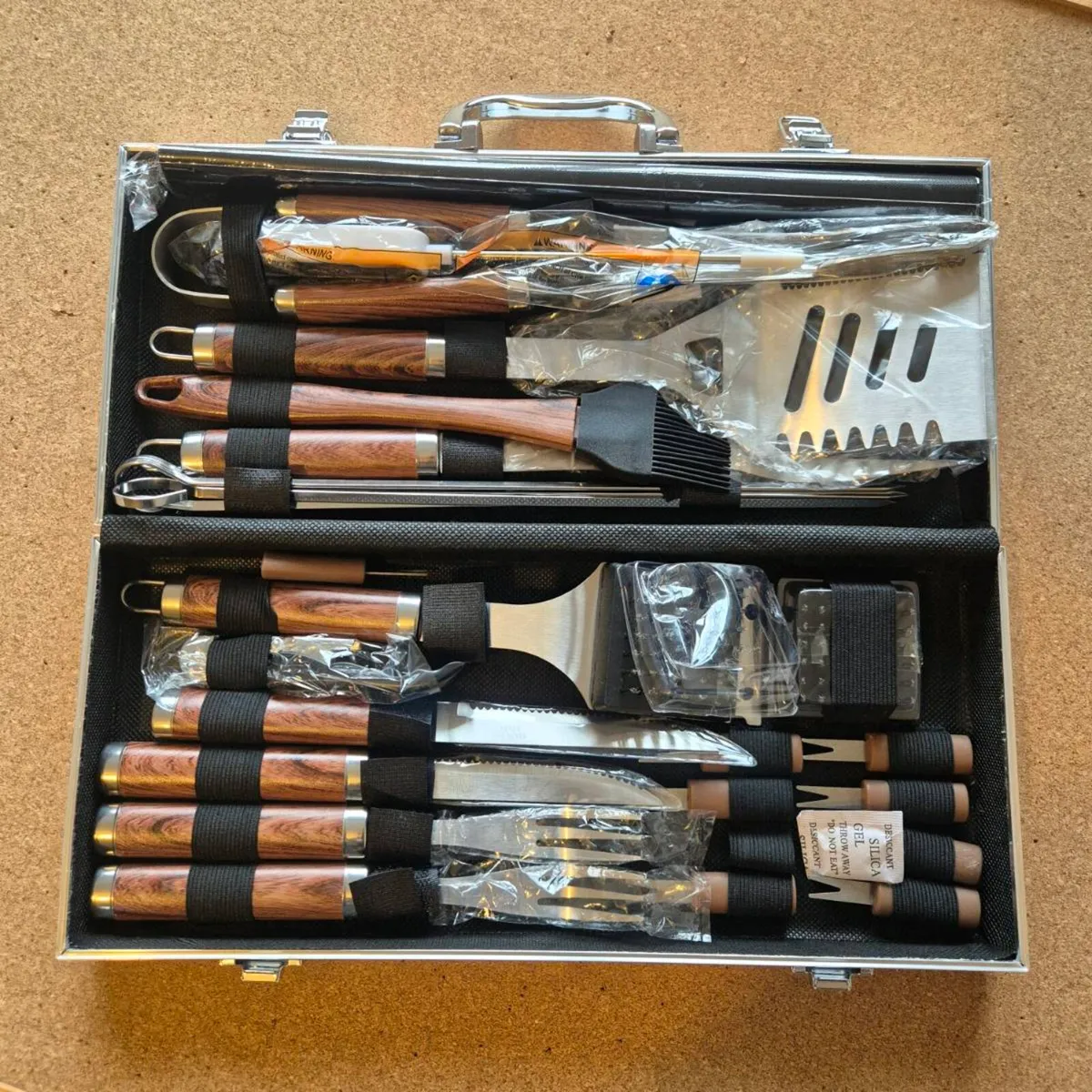 BBQ Tool Set, 26 Pieces, with Probe, Brand New - Image 3