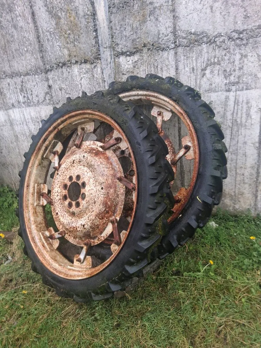 Row crop wheels - Image 1