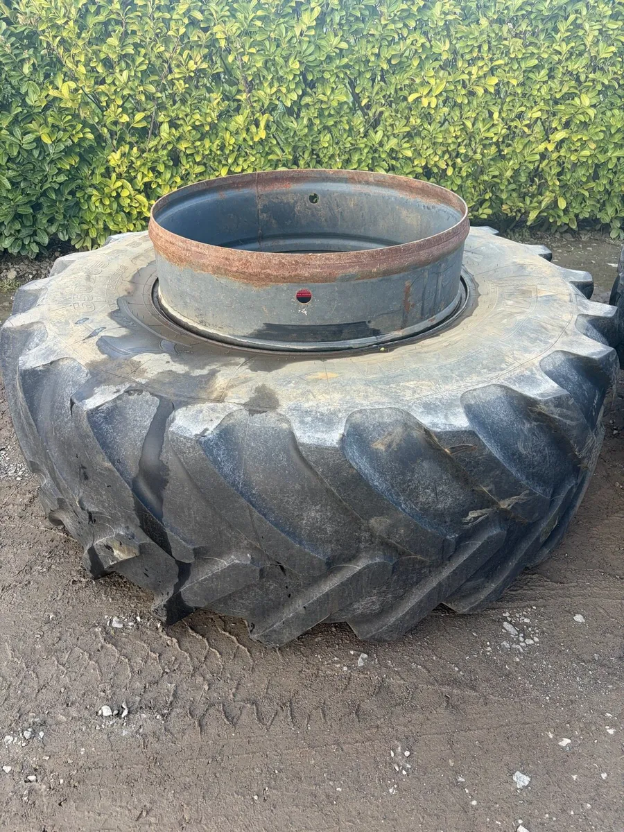 Stocks duals 650/85r38 - Image 2