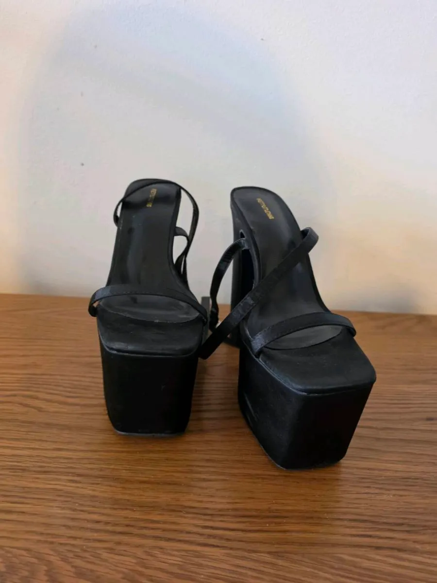 Thick heels - Image 2