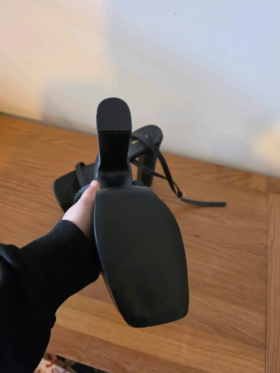 Thick heels - Image 4