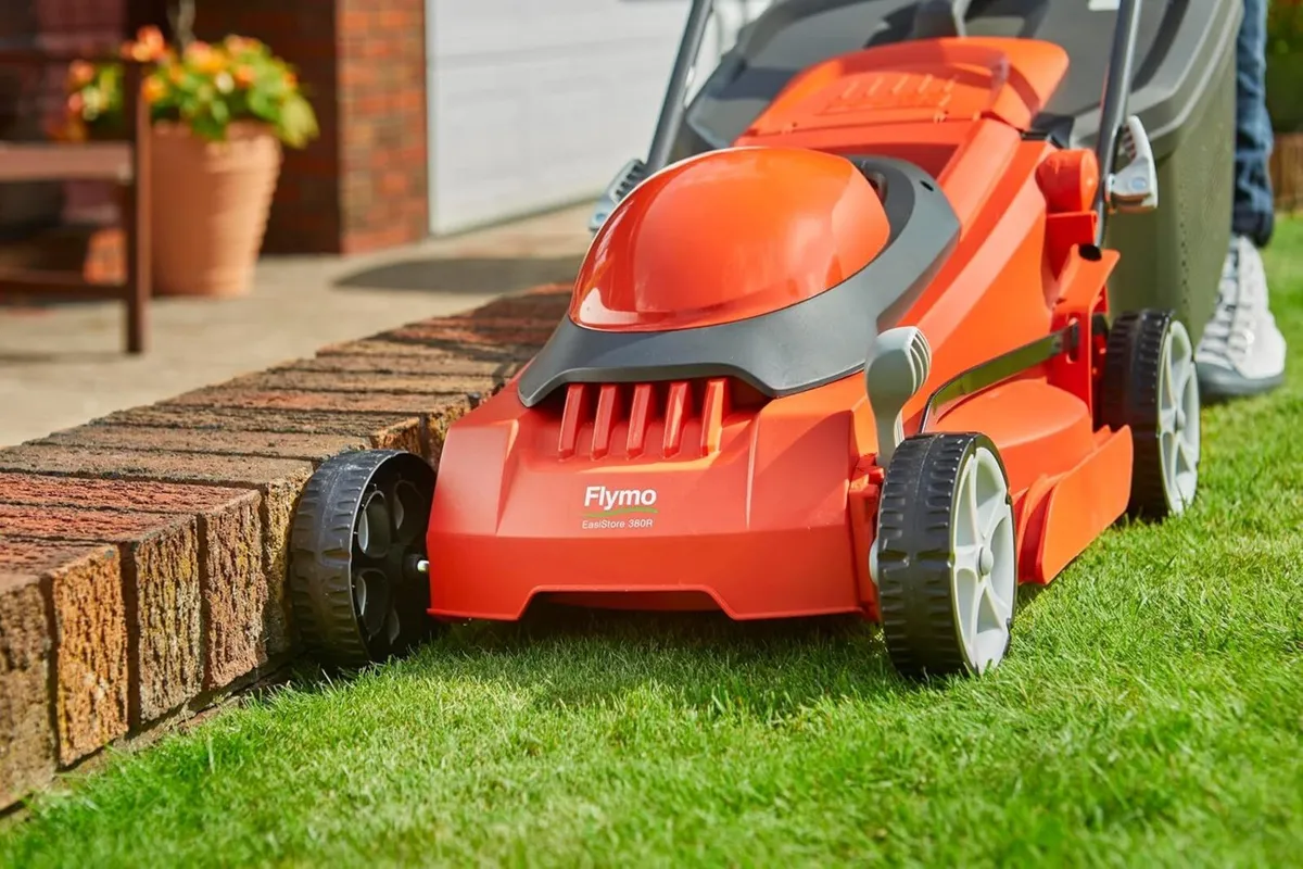 EasiStore 380R Electric Rotary Lawn Mower - 38 cm - Image 4