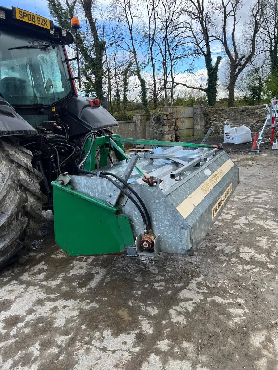 Major Road Sweeper - Image 3