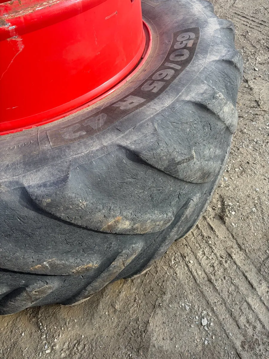 Stocks duals 650/65r42 - Image 4