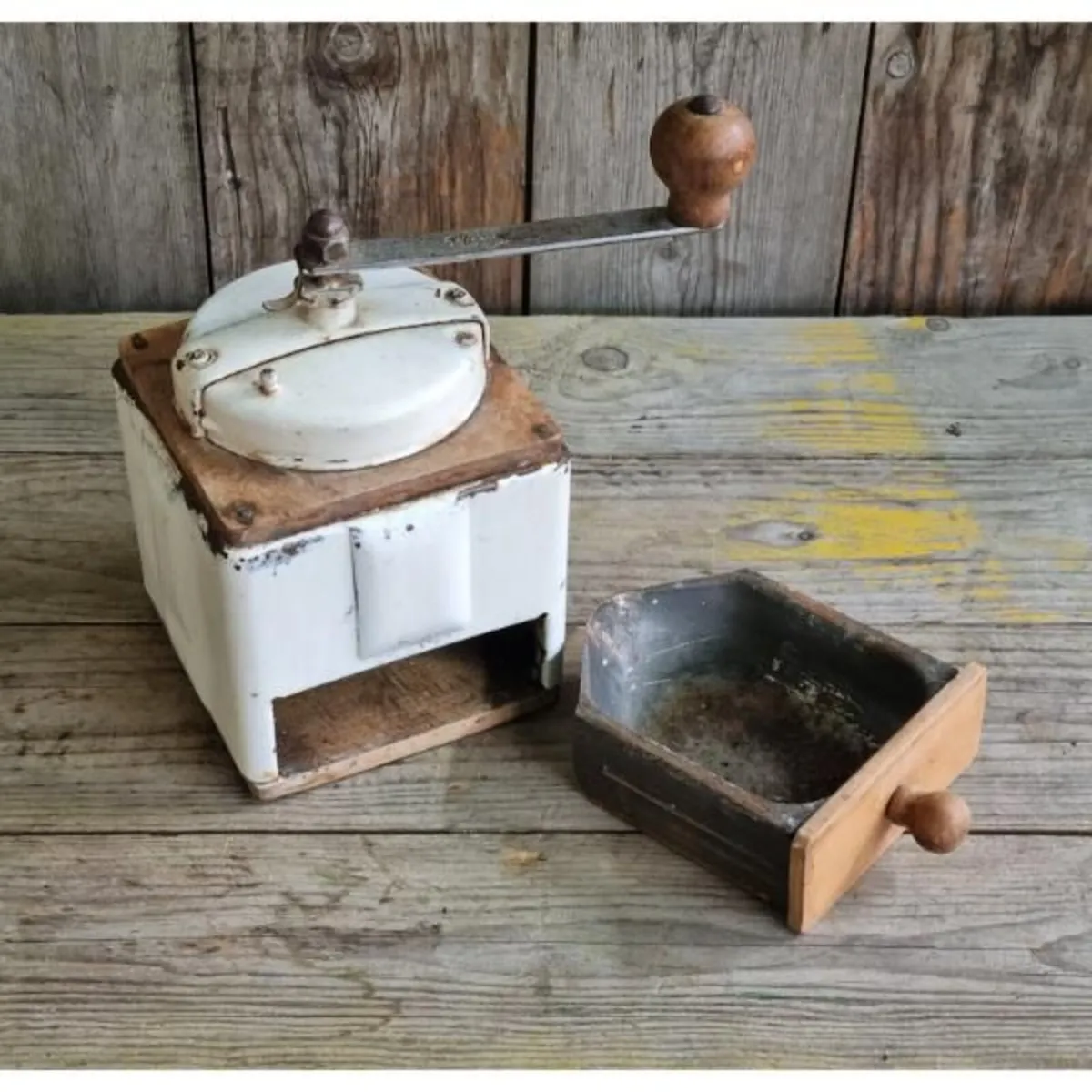 Peugeot Frères Manual Coffee Grinder KAS1234 - Image 3