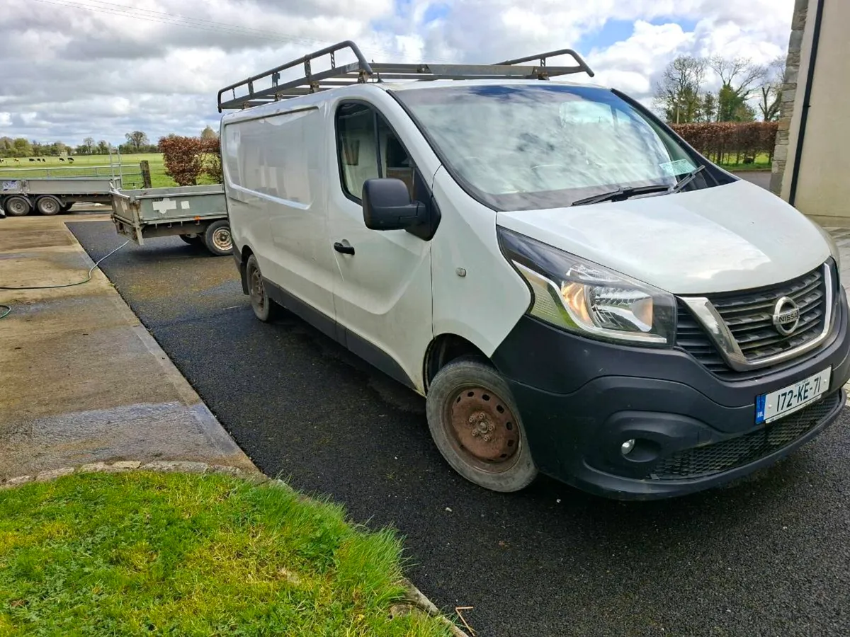 2017 nv300 - Image 1